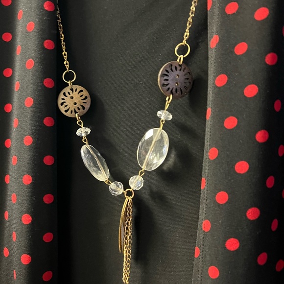 Tops - Picture 3 of 5